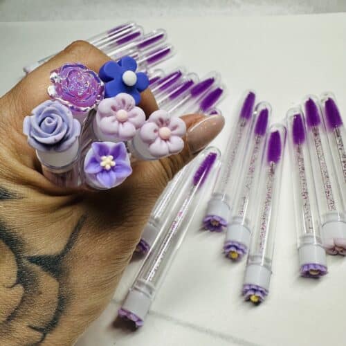 Lash Brush in a Tube